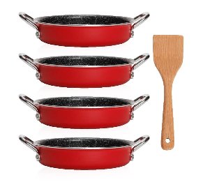 שקשוקה – סט 4 מחבתות אישיות עם מרית עץ